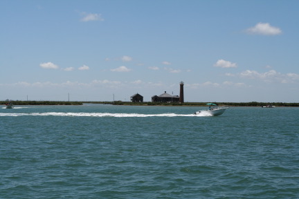 2011-07-08-Port-Aransas-Dolphin-tour-24.JPG