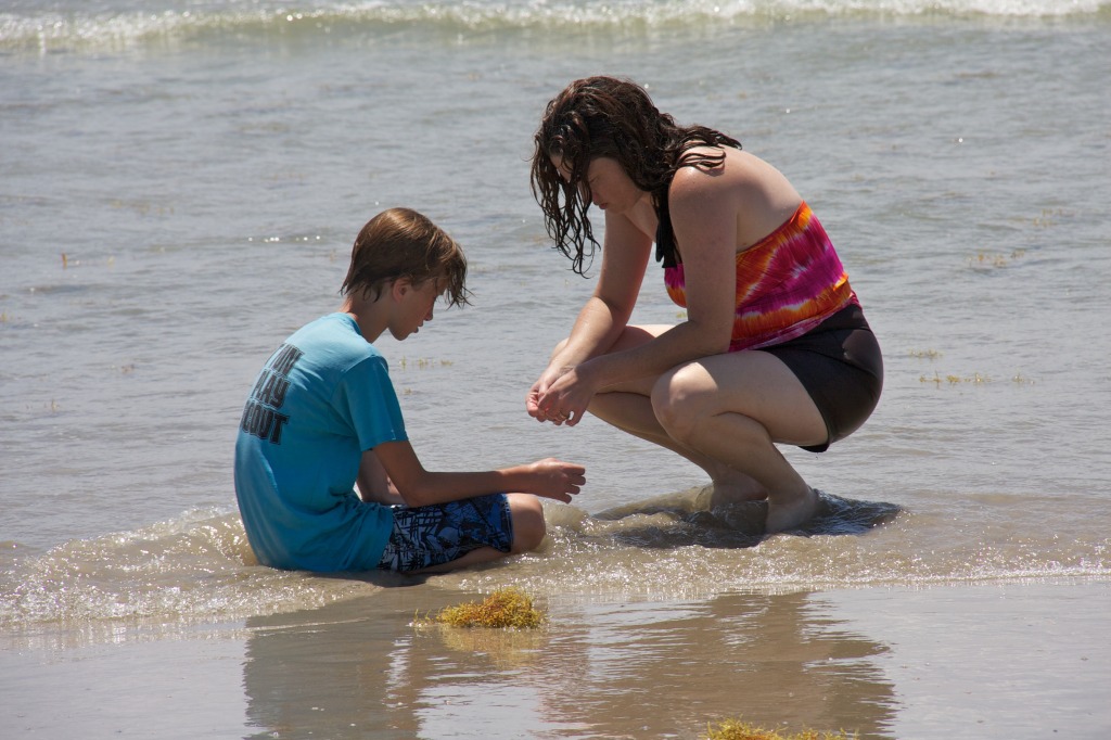 2011/07(July)/Port-Aransas/07-09-Port-Aransas-Beach/1024x768_2011-07-09-Port-Aransas-Beach-45-Chance-Suzi.jpg