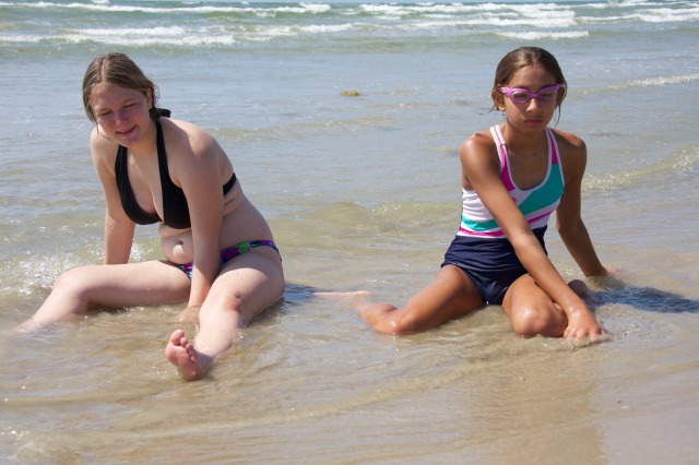 2011/07(July)/Port-Aransas/07-09-Port-Aransas-Beach/640x480_2011-07-09-Port-Aransas-Beach-17-Brittney-Kalyani.jpg
