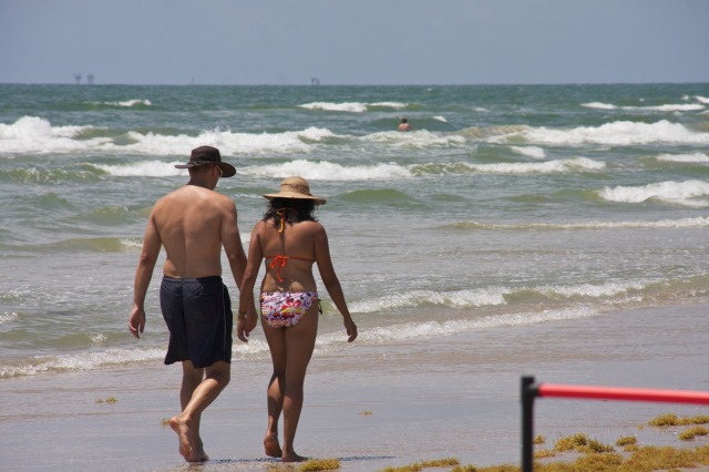2011-07-09-Port-Aransas-Beach-54-Kavita-Ben.jpg