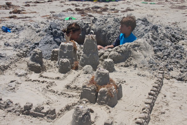 2011/07(July)/Port-Aransas/07-09-Port-Aransas-Beach/640x480_2011-07-09-Port-Aransas-Beach-70-Kalyani-Sachin.jpg