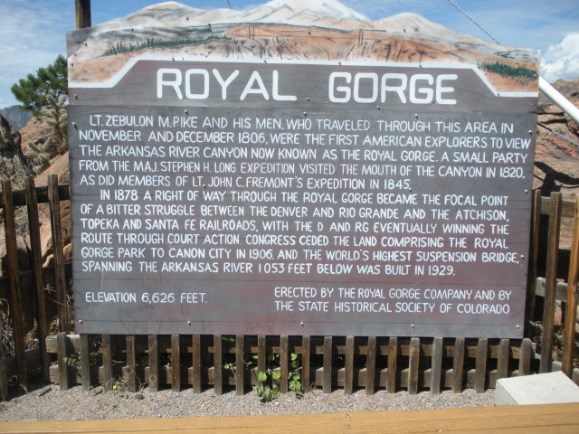 2011/08(August)/19th-Anniversary/640x480_2012-08-20-Travis-Suzi-19th-Anniversary-24-Royal-Gorge.JPG