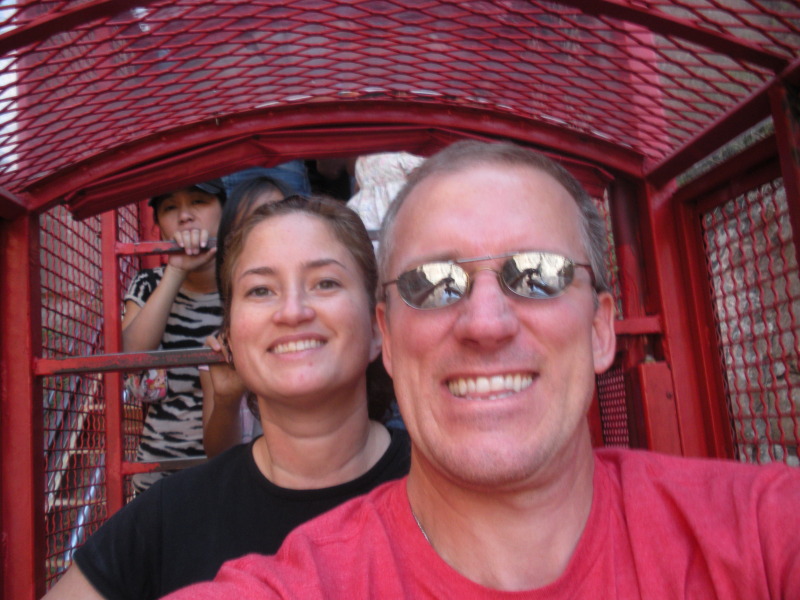 2011/08(August)/19th-Anniversary/800x600_2012-08-20-Travis-Suzi-19th-Anniversary-28-Royal-Gorge.JPG