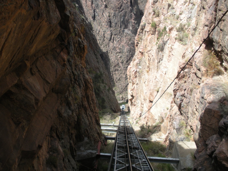 2011/08(August)/19th-Anniversary/800x600_2012-08-20-Travis-Suzi-19th-Anniversary-47-Royal-Gorge.JPG