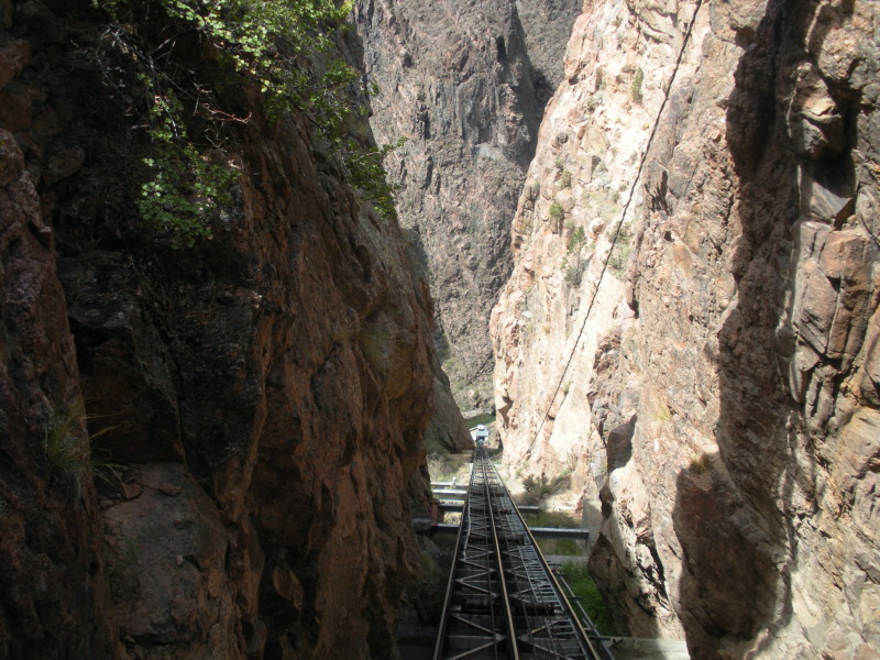 2011/08(August)/19th-Anniversary/800x600_2012-08-20-Travis-Suzi-19th-Anniversary-48-Royal-Gorge.JPG