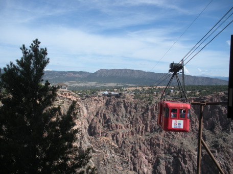 2012-08-20-Travis-Suzi-19th-Anniversary-04-Royal-Gorge.JPG