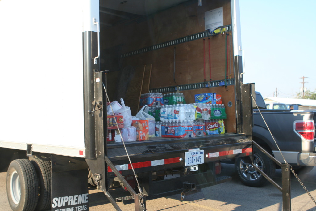 2011/09(September)/Bastrop-Fire-Scout-Dontation-delivery/1024x768_2011-09-06-Bastrop-Fire-Scout-Donation-44.JPG