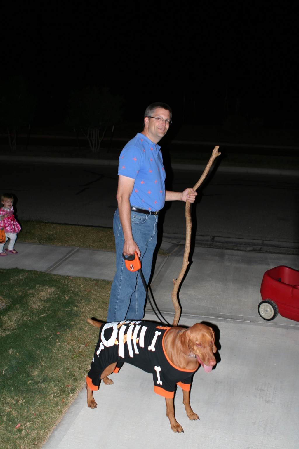 2011/10(October)/Halloween/1024x768_2011-10-31-Halloween-13-Matt-Bevo.JPG
