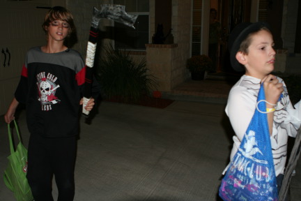 2011-10-31-Halloween-12-Chance-Case.JPG