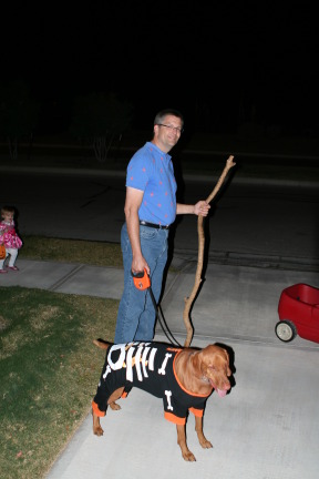 2011-10-31-Halloween-13-Matt-Bevo.JPG
