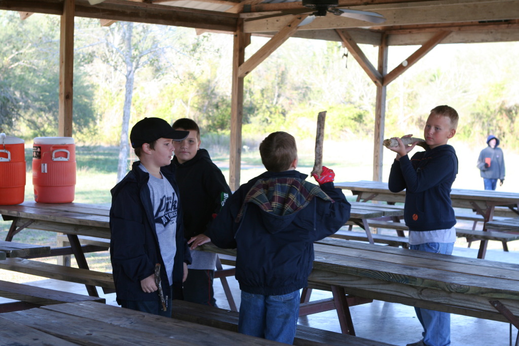 2011/10(October)/Pack409-Camp-Green-Dixon/1024x768_2011-10-29-Pack409-Green-Dixon-032.JPG