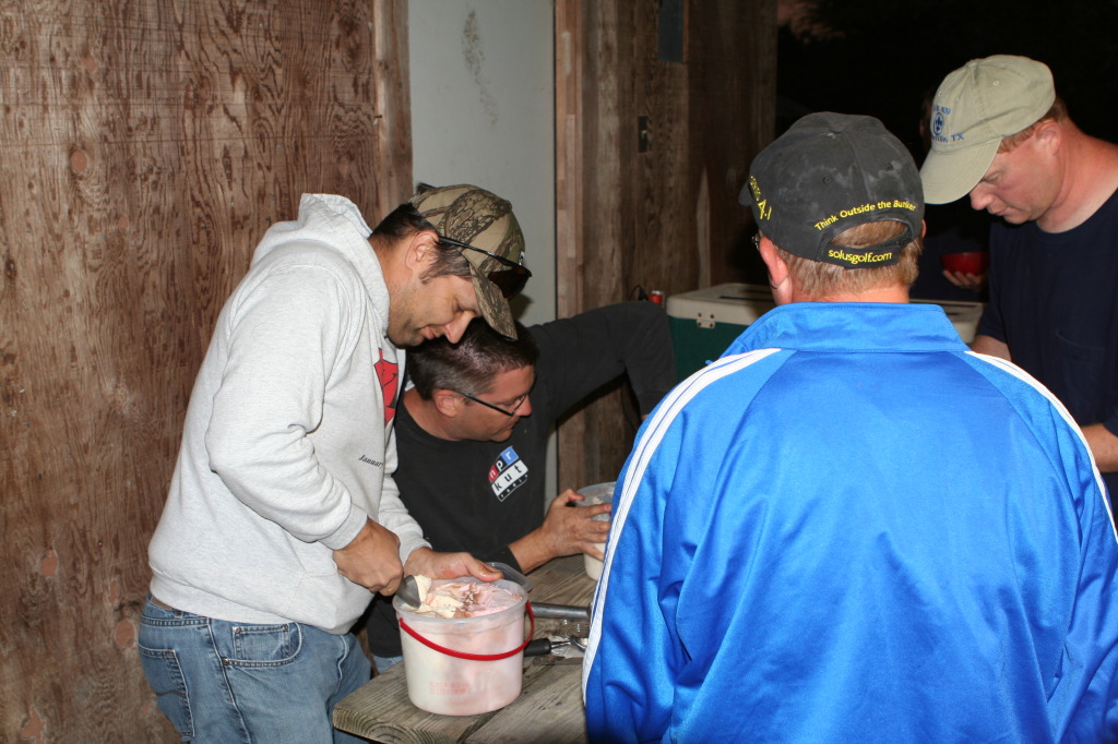 2011/10(October)/Pack409-Camp-Green-Dixon/1024x768_2011-10-29-Pack409-Green-Dixon-113.JPG