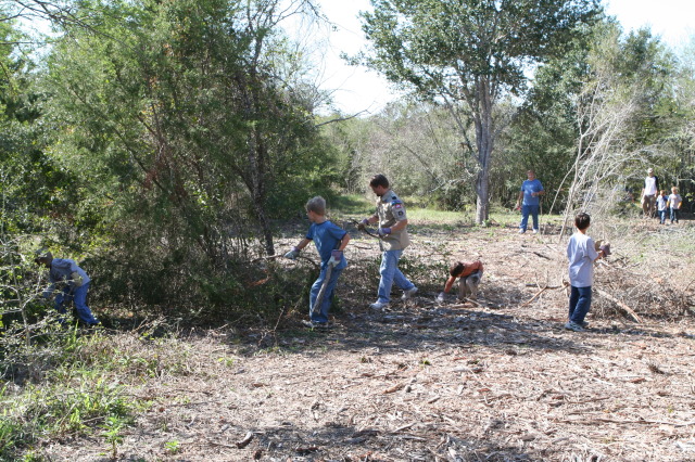 2011/10(October)/Pack409-Camp-Green-Dixon/640x480_2011-10-29-Pack409-Green-Dixon-080.JPG