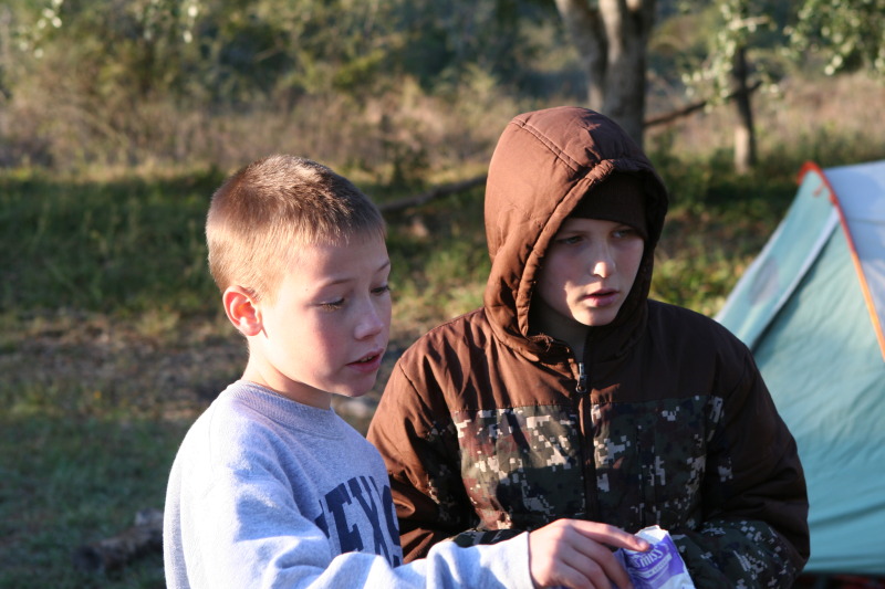 2011/10(October)/Pack409-Camp-Green-Dixon/800x600_2011-10-29-Pack409-Green-Dixon-014.JPG