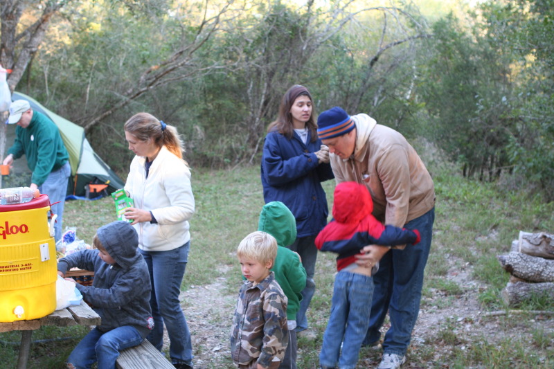 2011/10(October)/Pack409-Camp-Green-Dixon/800x600_2011-10-29-Pack409-Green-Dixon-017.JPG