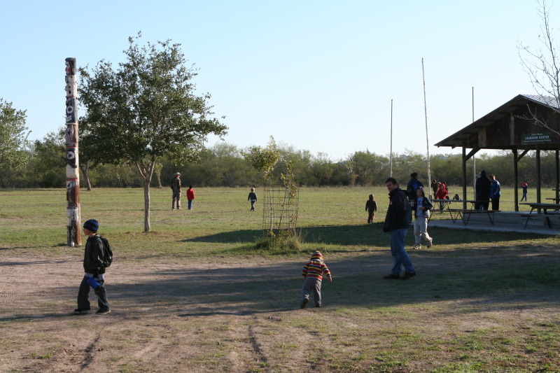 2011/10(October)/Pack409-Camp-Green-Dixon/800x600_2011-10-29-Pack409-Green-Dixon-027.JPG