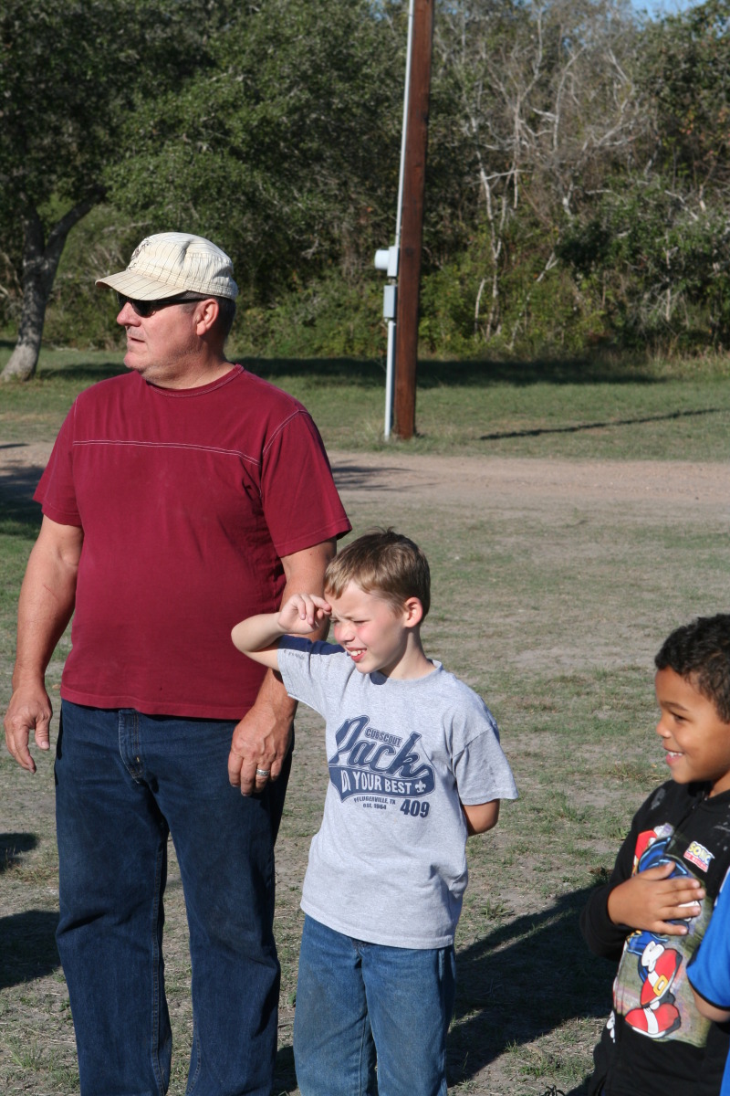 2011/10(October)/Pack409-Camp-Green-Dixon/800x600_2011-10-30-Pack409-Green-Dixon-134.JPG