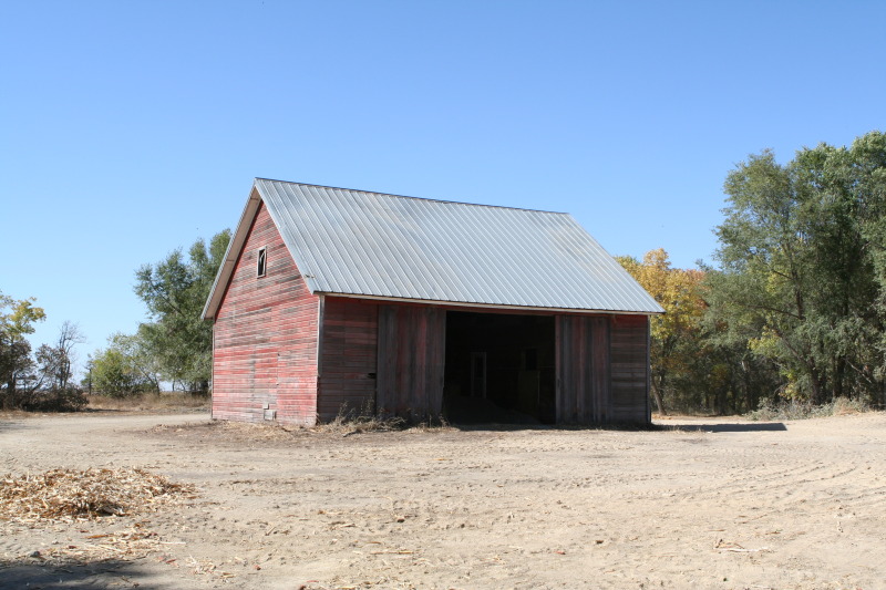 2011/10(October)/South-Dakota-SD/1-Mt-Vernon/Day-1-Hunting/800x600_2011-10-01-SD-Hunting-39.JPG