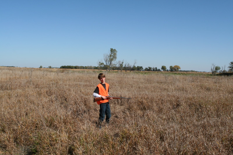 2011/10(October)/South-Dakota-SD/1-Mt-Vernon/Day-2-Hunting/800x600_2011-10-02-SD-Hunting-39-Chance.JPG