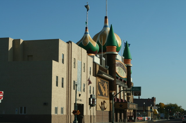 2011-10-04-SD-19-Corn-Palace.JPG