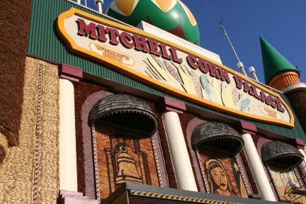 2011-10-04-SD-17-Corn-Palace.JPG