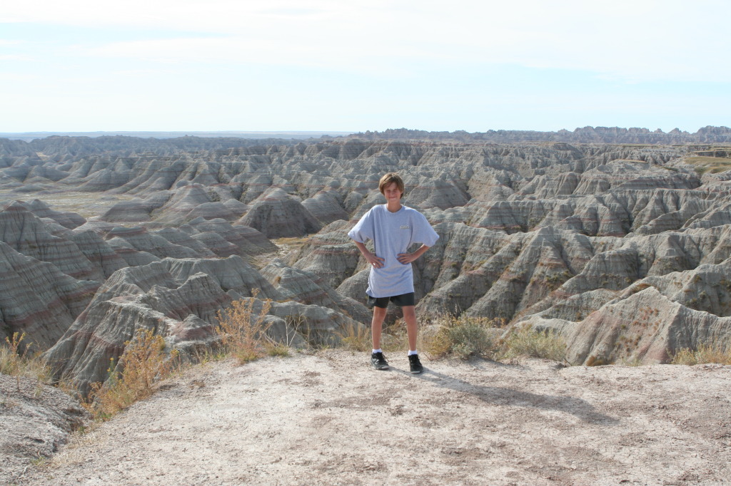 2011/10(October)/South-Dakota-SD/2-Badlands/1024x768_2011-10-05-SD-Badlands-23-Chance.JPG