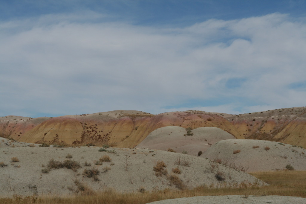 2011/10(October)/South-Dakota-SD/2-Badlands/1024x768_2011-10-05-SD-Badlands-68-colors.JPG