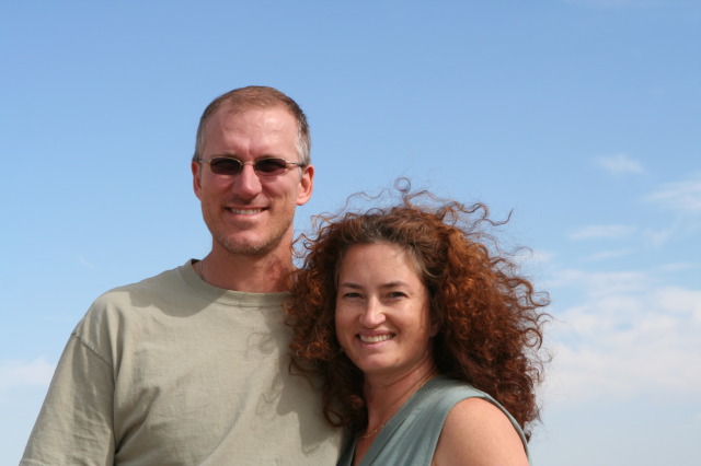 2011/10(October)/South-Dakota-SD/2-Badlands/640x480_2011-10-05-SD-Badlands-54-Travis-Suzi.JPG