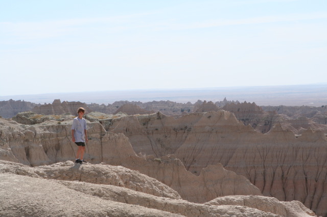 2011/10(October)/South-Dakota-SD/2-Badlands/640x480_2011-10-05-SD-Badlands-96-Chance.JPG