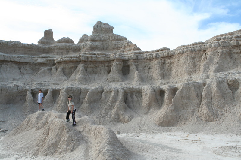 2011/10(October)/South-Dakota-SD/2-Badlands/800x600_2011-10-05-SD-Badlands-43-Chance-Dax.JPG