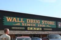 2011/10(October)/South-Dakota-SD/3-Wall-Drug/2011-10-05-SD-Wall-Drug-01.JPG