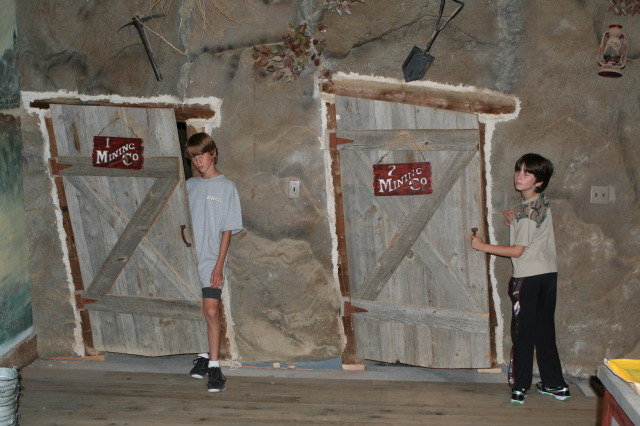 2011/10(October)/South-Dakota-SD/3-Wall-Drug/640x480_2011-10-05-SD-Wall-Drug-23-Chance-Dax.JPG