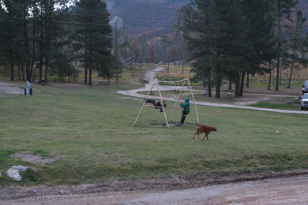 2011/10(October)/South-Dakota-SD/4-Camping-Crazy-Horse/1024x768_2011-10-06-SD-06-Camping-Chance-Dax.JPG