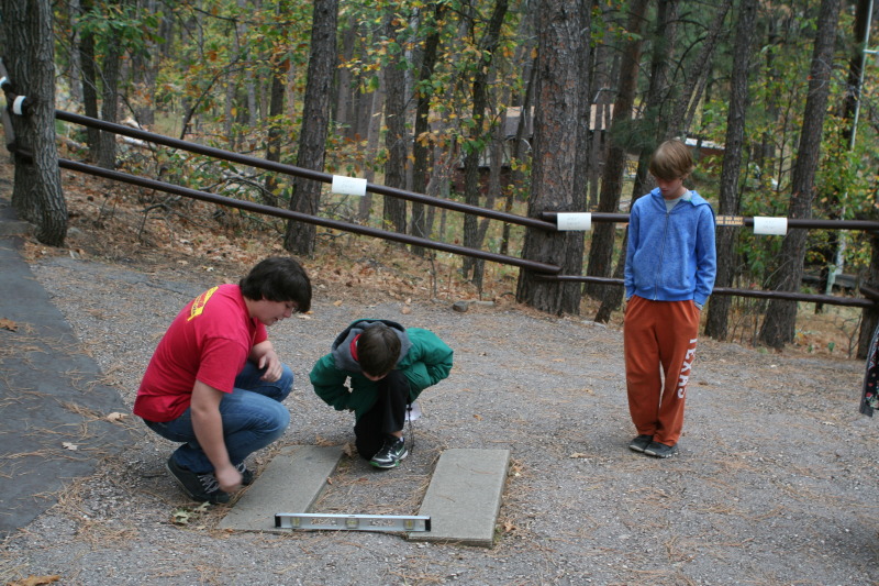 2011/10(October)/South-Dakota-SD/5-Cosmos/800x600_2011-10-06-SD-Cosmos-04-Dax-Chance.JPG