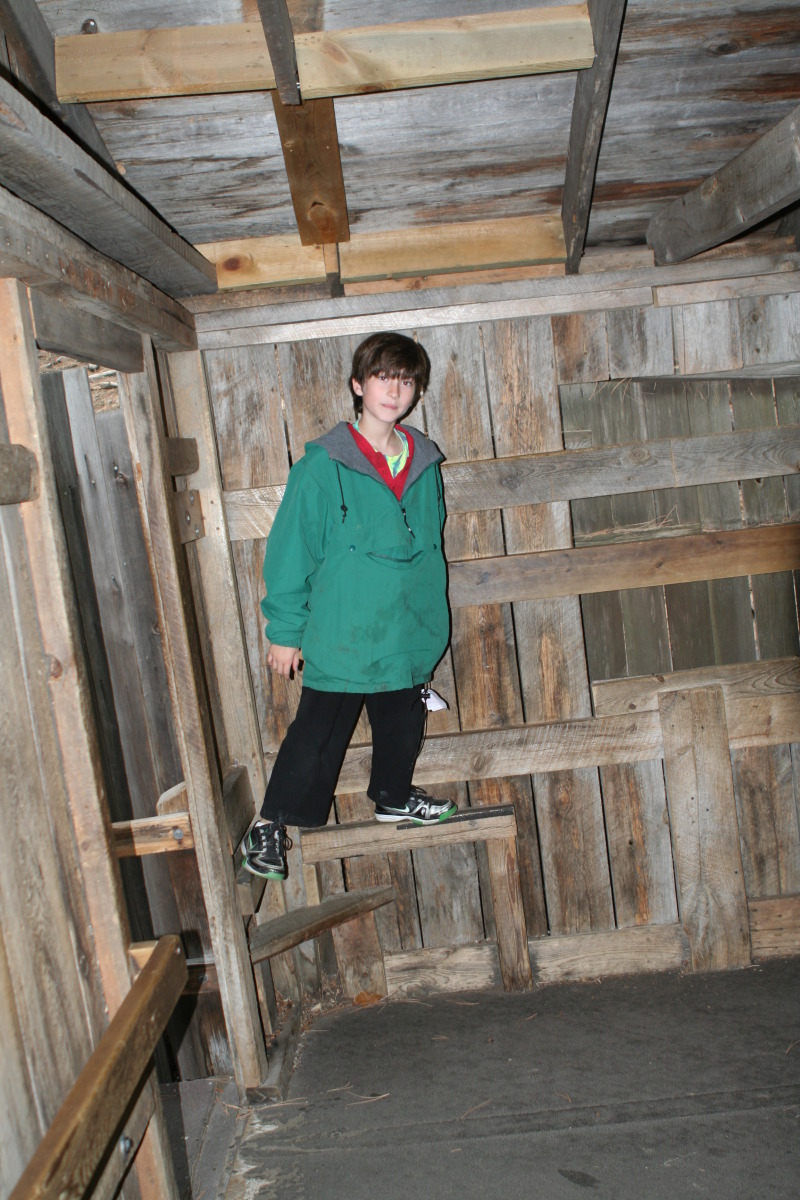 2011/10(October)/South-Dakota-SD/5-Cosmos/800x600_2011-10-06-SD-Cosmos-38-Dax.JPG