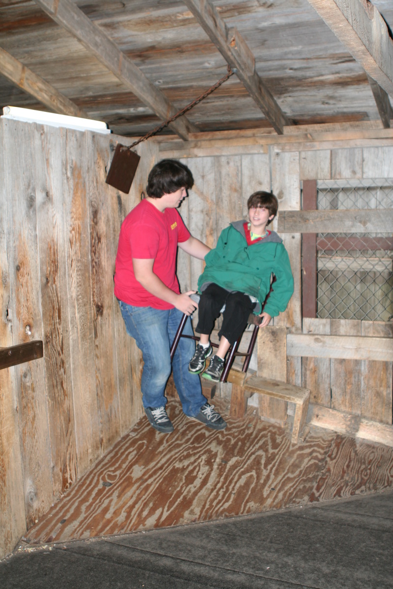 2011/10(October)/South-Dakota-SD/5-Cosmos/800x600_2011-10-06-SD-Cosmos-46-Dax.JPG