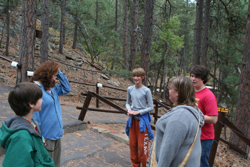 2011/10(October)/South-Dakota-SD/5-Cosmos/800x600_2011-10-06-SD-Cosmos-57-Dax-Suzi-Chance.JPG