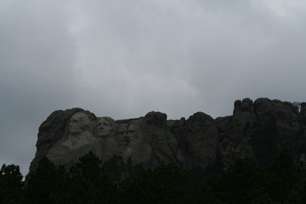 2011/10(October)/South-Dakota-SD/6-Mt-Rushmore/1024x768_2011-10-06-SD-Mt-Rushmore-05.JPG