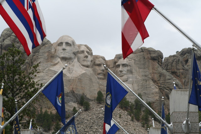 2011/10(October)/South-Dakota-SD/6-Mt-Rushmore/640x480_2011-10-06-SD-Mt-Rushmore-13.JPG