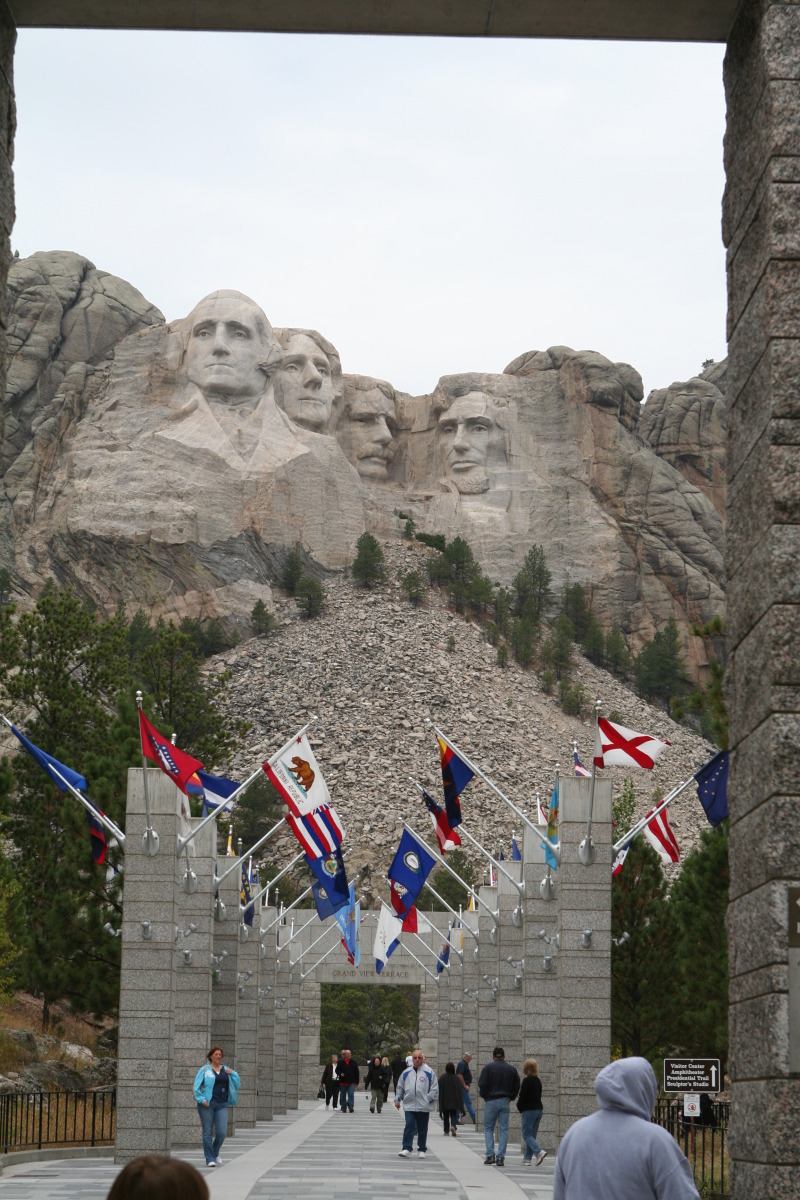 2011/10(October)/South-Dakota-SD/6-Mt-Rushmore/800x600_2011-10-06-SD-Mt-Rushmore-11.JPG