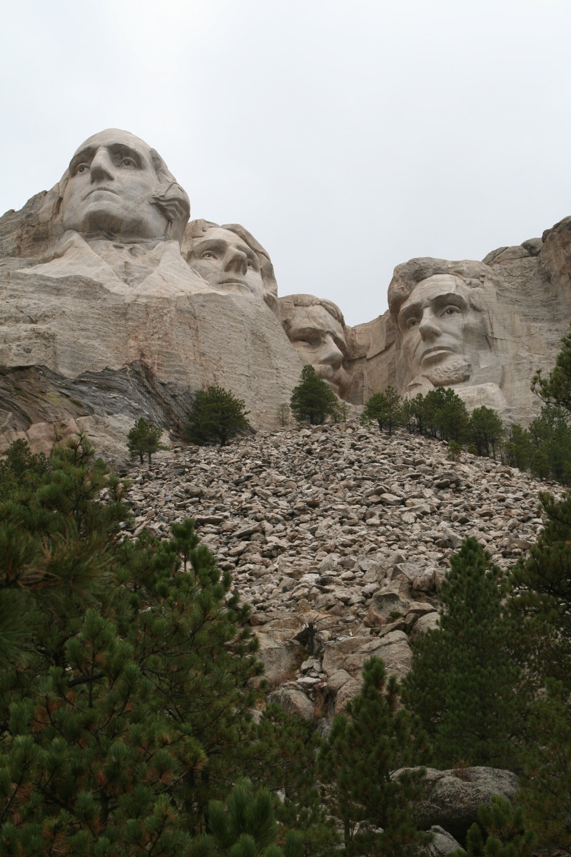 2011/10(October)/South-Dakota-SD/6-Mt-Rushmore/800x600_2011-10-06-SD-Mt-Rushmore-58.JPG