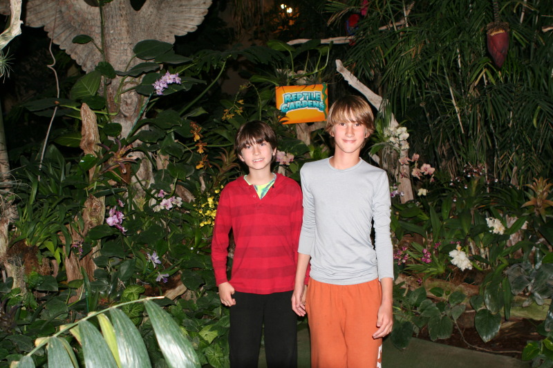 2011/10(October)/South-Dakota-SD/7-Reptile-Gardens/800x600_2011-10-06-SD-Reptile-Gardens-27-Dax-Chance-GOOD.JPG