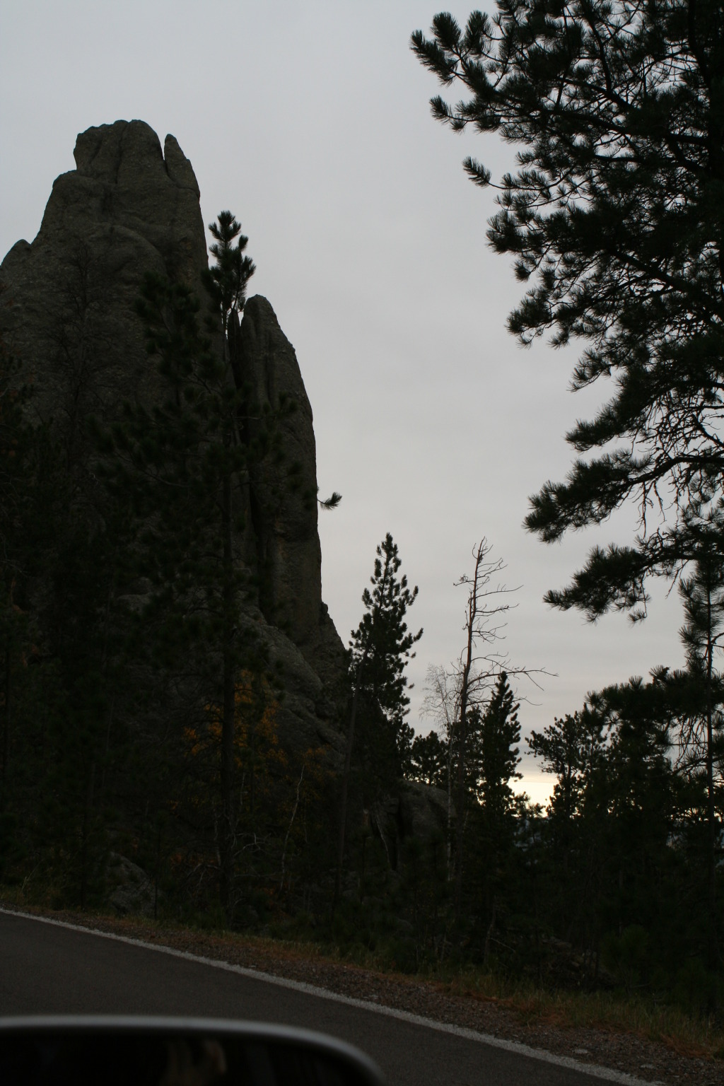 2011/10(October)/South-Dakota-SD/8-Needles-Highway-Custer-State-Park/1024x768_2011-10-07-SD-Custer-State-Park-Needles-Highway-12.JPG