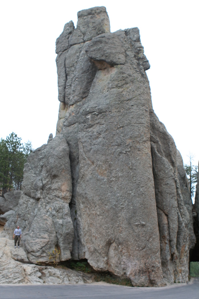 2011/10(October)/South-Dakota-SD/8-Needles-Highway-Custer-State-Park/640x480_2011-10-07-SD-Custer-State-Park-Needles-Highway-18-Travis.JPG