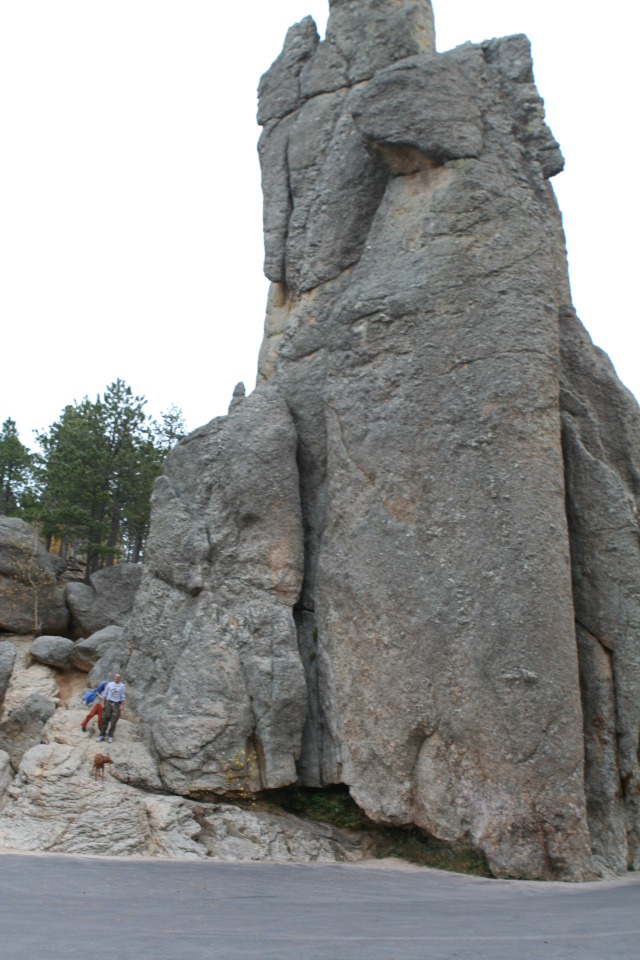 2011/10(October)/South-Dakota-SD/8-Needles-Highway-Custer-State-Park/640x480_2011-10-07-SD-Custer-State-Park-Needles-Highway-23-Travis-Chance-Bevo.JPG