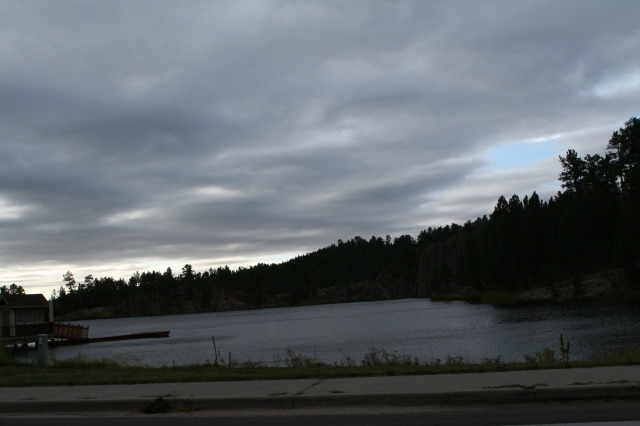 2011/10(October)/South-Dakota-SD/8-Needles-Highway-Custer-State-Park/640x480_2011-10-07-SD-Custer-State-Park-Needles-Highway-35-Legion-Lake.JPG