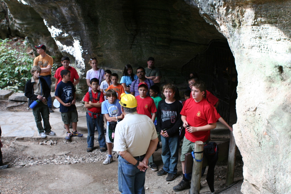 2011/10(October)/Troop214-Canyon-of-the-Eagles/1024x768_2011-10-22-Troop214-Longhorn-Caverns-11.JPG
