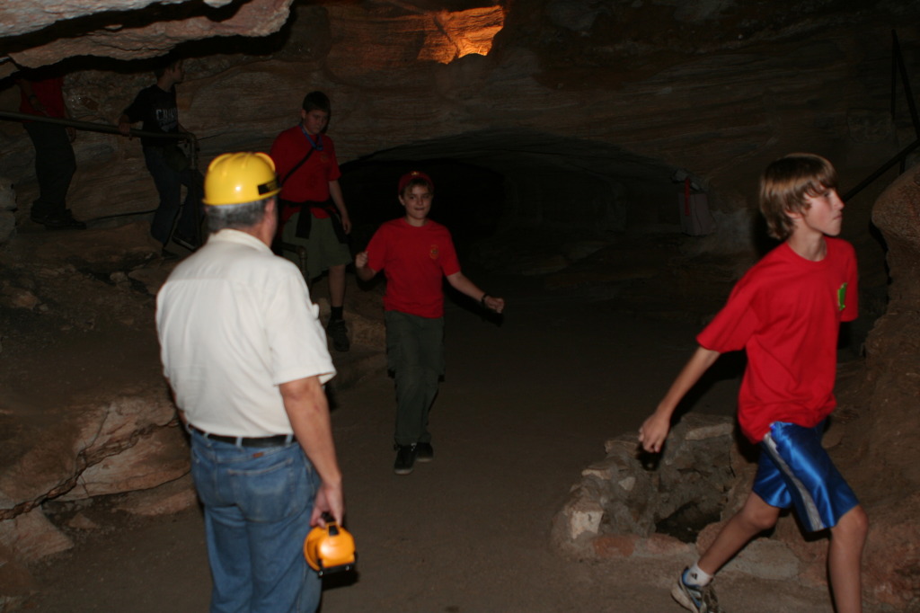 2011/10(October)/Troop214-Canyon-of-the-Eagles/1024x768_2011-10-22-Troop214-Longhorn-Caverns-15.JPG