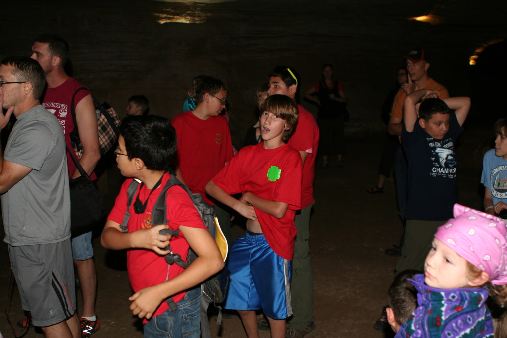 2011/10(October)/Troop214-Canyon-of-the-Eagles/1024x768_2011-10-22-Troop214-Longhorn-Caverns-18.JPG