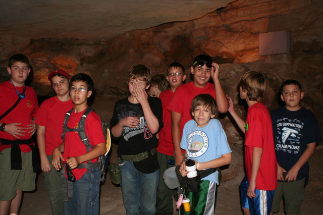 2011/10(October)/Troop214-Canyon-of-the-Eagles/640x480_2011-10-22-Troop214-Longhorn-Caverns-12.JPG